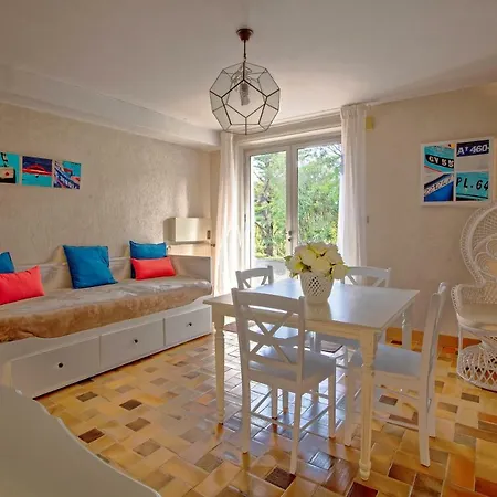 La Bakea A Quelques Minutes De La Plage De Saint-jean-de-luz, Lieu Ideal Pour Vos Seminaires Et Receptions *